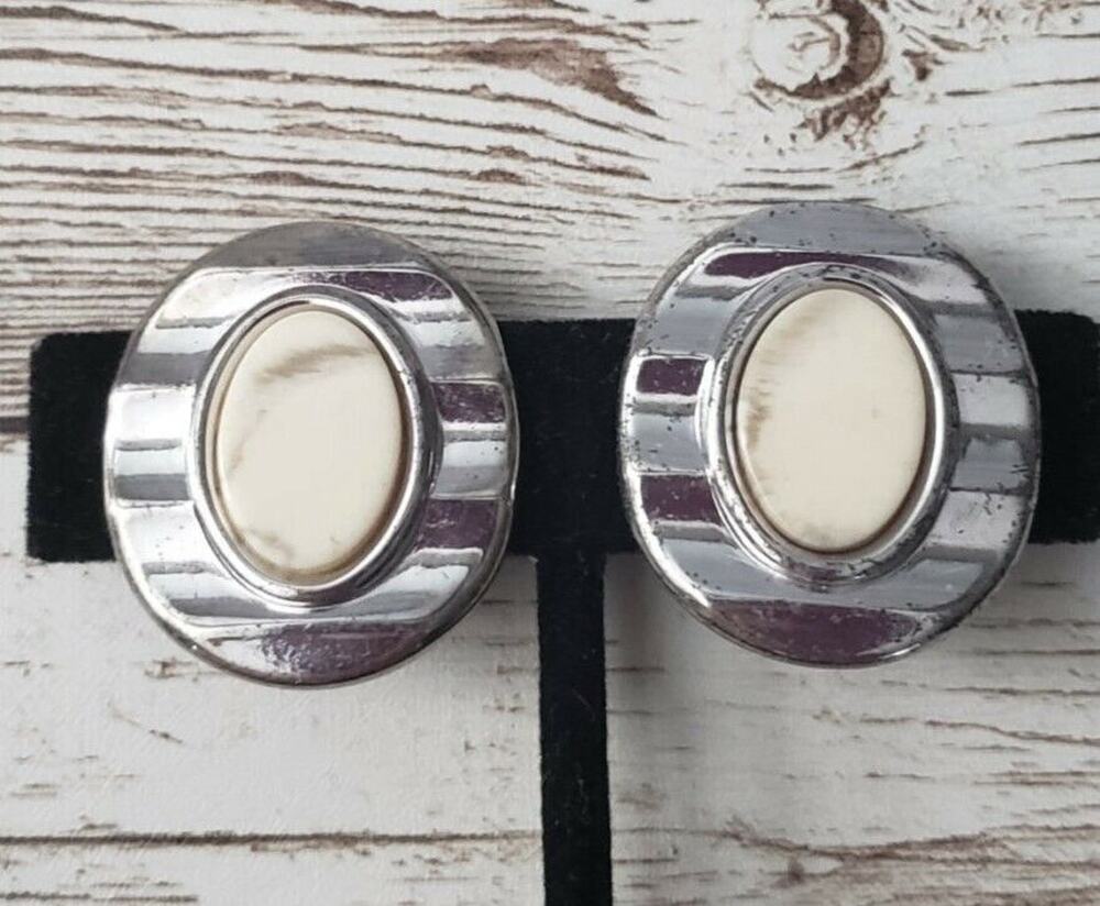 Vintage Clip On Earrings Marbled Effect Cream & Silver Tone Wavy Large
